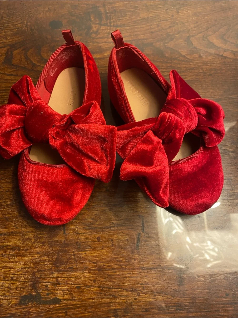 Old Navy Red Velvet Bow Girls' Ballet Flats